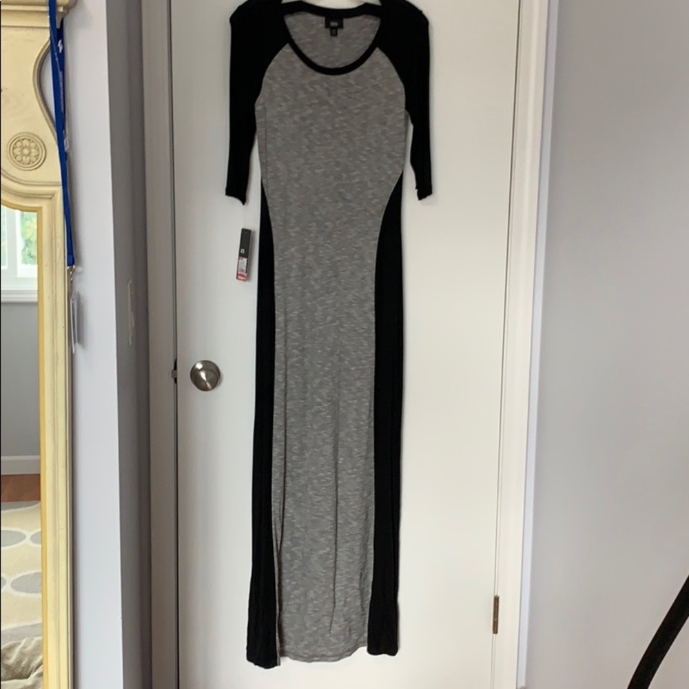 Mossino xs maxi dress mid sleeve